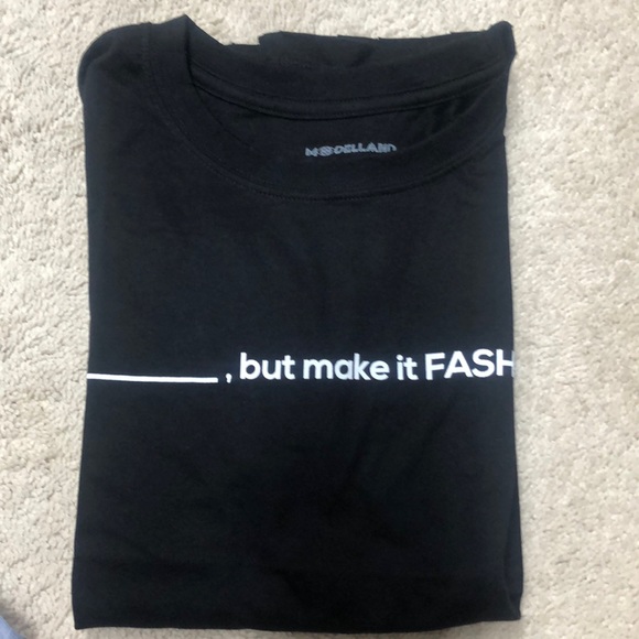 NWOT Tyra Banks ModelLand “__,but make it Fashion” Short Sleeve Tee Size Large - Picture 2 of 15